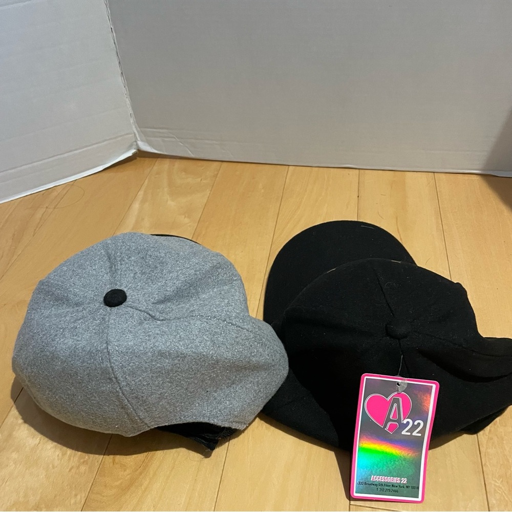 2 women’s cap - Picture 2 of 8